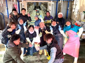 「ロボット×データ活用」×「チームワーク」＝新しい酪農のカタチ！ 大地と、未来を拓く鈴久名牧場で、あなたらしい酪農のカタチを見つけませんか？ ★新築のマンションあり★