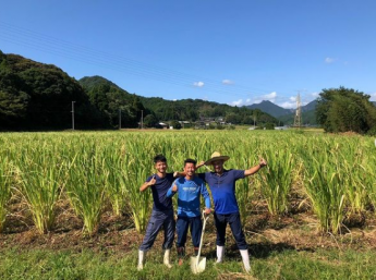 【未経験歓迎！移住歓迎！】＼2019年3月に佐賀県でスタートした農場です！／ 『農業が若者に魅力がある職業へ！』を目指して農業を盛り上げていく仲間を募集します！
