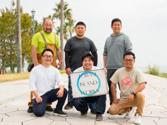 いちご、ブルーベリー、イチジク、洋ラン、柑橘、お米、鳥獣害対策、車エビ・・ これらの仕事を全て経験できる新しい働き方が誕生しました！ 熊本・戸馳島の未来を一緒に創っていく仲間を大募集！