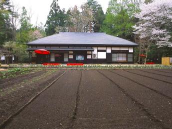 【福島の保養所で働く】 仲間からの「美味しかった」の声がやりがいです 売上や出荷量に追われる毎日から少しだけ離れて、野菜づくりができます あなたの農業の経験を活かして、理想の野菜づくりをしませんか？