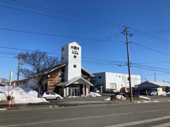 農家さんが丹精込めて育てたお米の味を最大限引き出す、精米のプロを目指してみませんか? 100名の農家さんの想いを消費者にお届けするやりがいのある仕事です!